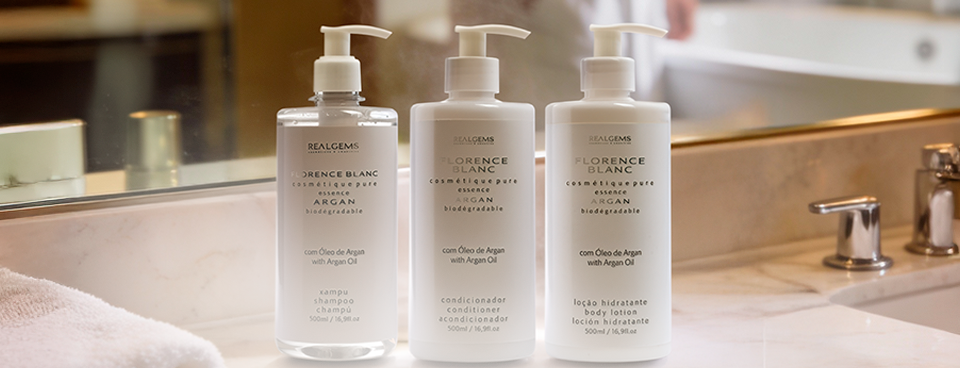 Checklist de amenidades cosméticas essenciais para hotel de luxo e boutique